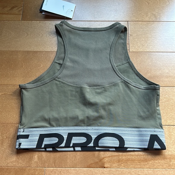 Nike Pro Cropped Training Tank - Picture 2 of 8
